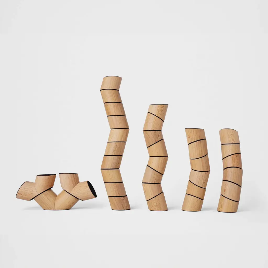 Loggos Buche M - das verrückte Stapelspiel für jung und alt