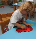 Kleine Fädel-Schuhe